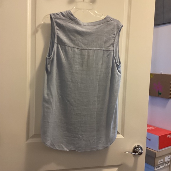 NWT Sky blue DKR &Company size XL sleeveless blouse - Picture 2 of 7
